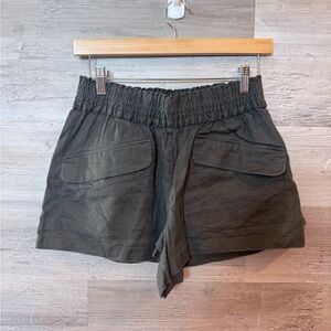 Maeve by Anthropologie Green Linen Blend Smocked Waist Utility Shorts Size MP